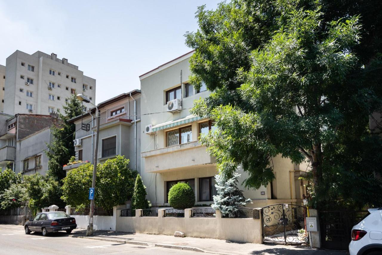 Casa Lu Bucarest