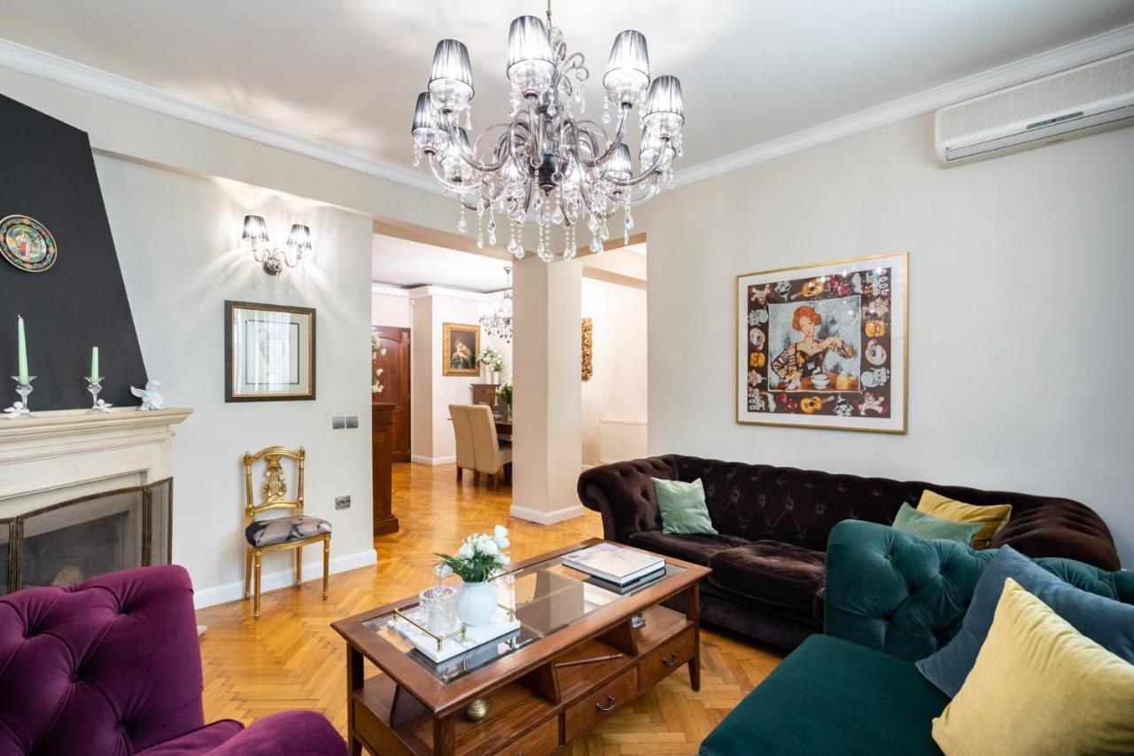 Villa Lu Bucarest