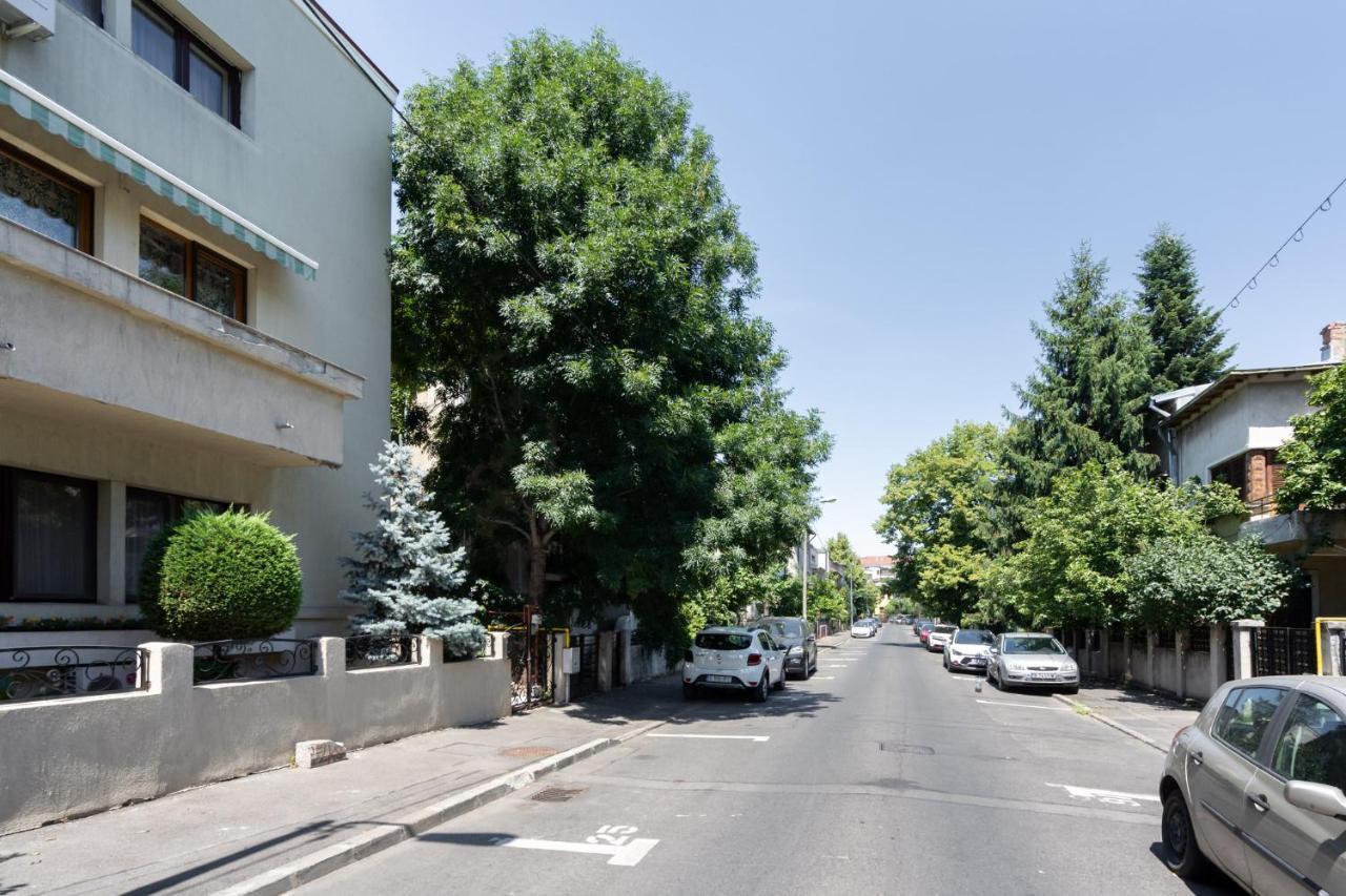 Lu Bucarest